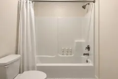 HnH-Headers-67-bathroom-section-image-11